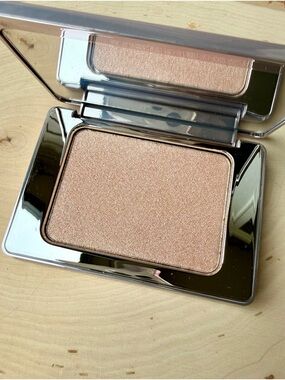 Natasha Denona Super Glow Highlighter | Champagne Glow